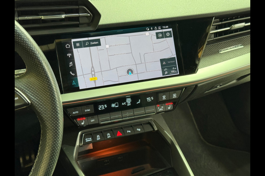 Audi S3 Sportback 2.0 TFSI S3 quattro | Pano | HUD | B&O | Sfeerverlichting | Camera | Led