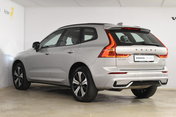 Volvo XC60 T6 350PK Automaat Plug-in Hybrid AWD Plus Dark / Navigatie / 360 Camera / Adaptieve Cruise Control / Stuur & Stoelverwarming / Stoelverwarming achter / Elektr. Achterklep / Schuifdak / Trekhaak