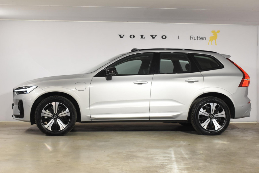 Volvo XC60 T6 350PK Automaat Plug-in Hybrid AWD Plus Dark / Navigatie / 360 Camera / Adaptieve Cruise Control / Stuur & Stoelverwarming / Stoelverwarming achter / Elektr. Achterklep / Schuifdak / Trekhaak