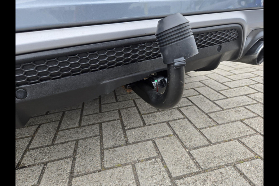 Volvo V60 2.0 T4 Business Sport R design NL-AUTO | PANODAK | LEDER | CAMERA | TREKHAAK