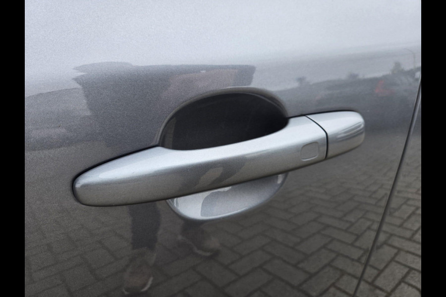 Volvo V60 2.0 T4 Business Sport R design NL-AUTO | PANODAK | LEDER | CAMERA | TREKHAAK