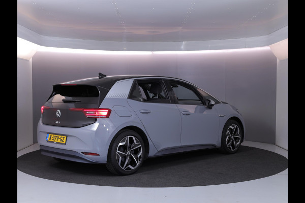 Volkswagen ID.3 First Plus 58 kWh 204PK 58KWH | Navigatie | Parkeercamera | 19" LM velgen "|