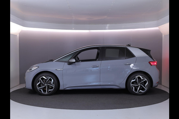 Volkswagen ID.3 First Plus 58 kWh 204PK 58KWH | Navigatie | Parkeercamera | 19" LM velgen "|