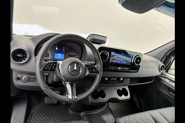 Mercedes-Benz Sprinter 319 1.9 CDI L2H2 30 Jahre Edition Leder Vanstep Full black Zonneklep met Led MAK Safari 3500kg Trekhaak Betimmering Navigatie