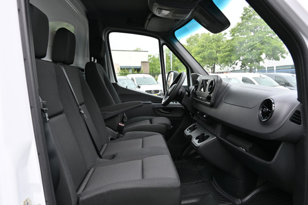 Mercedes-Benz Sprinter 517 CDI L3 Schuifzeil met laadklep 3500 KG trekhaak, Geveerde stoel, Huifzeil, Zeilwagen