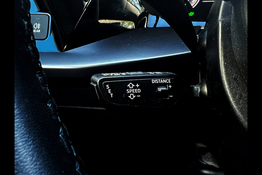 Audi A3 Sportback 40 TFSI e Edition Carplay_ACC_LED_Niew Velgen en banden