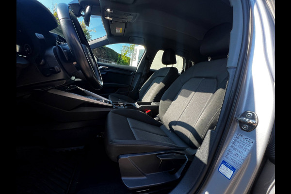 Audi A3 Sportback 40 TFSI e Edition Carplay_ACC_LED_Niew Velgen en banden