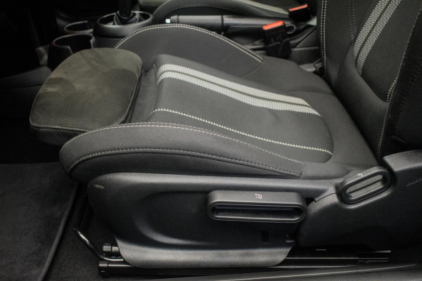 MINI Mini 1.5 John Cooper Works Dalston Edition JCW NL-auto [ Panoramadak Harman Kardon HUD Digital Dash Alcantara ]