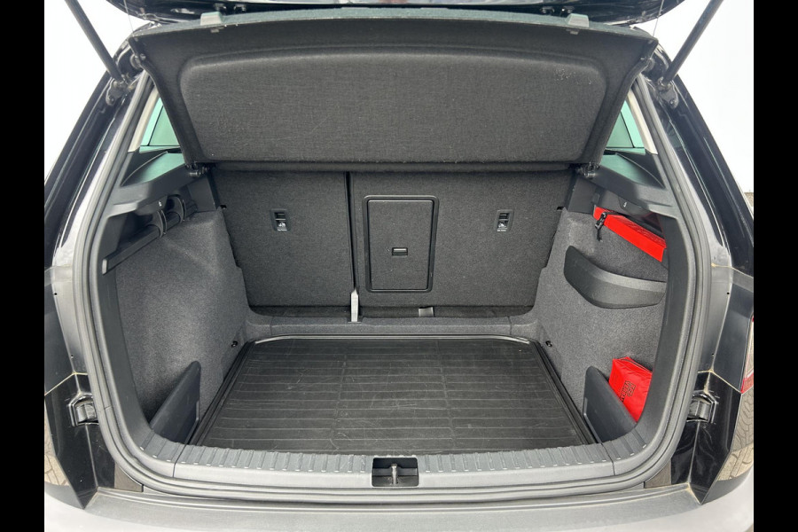 Škoda Karoq 1.0 TSI Business Edition Plus STOELVERWARMING | MATRIX LED | NAVI | CARPLAY