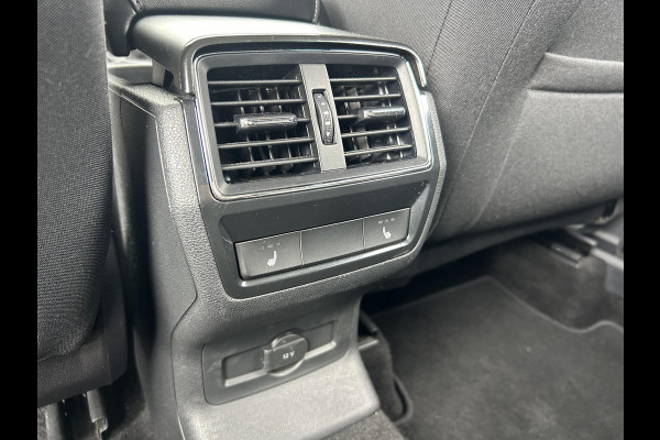 Škoda Karoq 1.0 TSI Business Edition Plus STOELVERWARMING | MATRIX LED | NAVI | CARPLAY