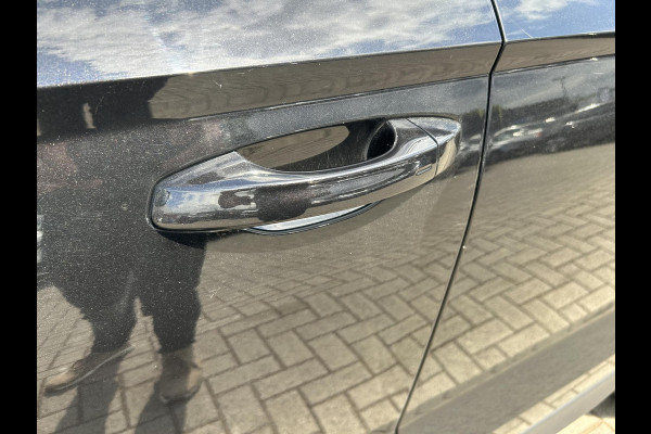 Škoda Karoq 1.0 TSI Business Edition Plus STOELVERWARMING | MATRIX LED | NAVI | CARPLAY