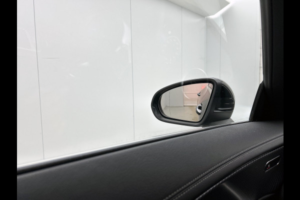 Mercedes-Benz CLA-Klasse Shooting Brake 180 Luxury Line | Achteruitrijcamera | Lederen bekleding | EASY PACK achterklep | Keyless Entry | Smartphone intergratie | Inclusief 24 maanden MB Certified garantie voor Europa.