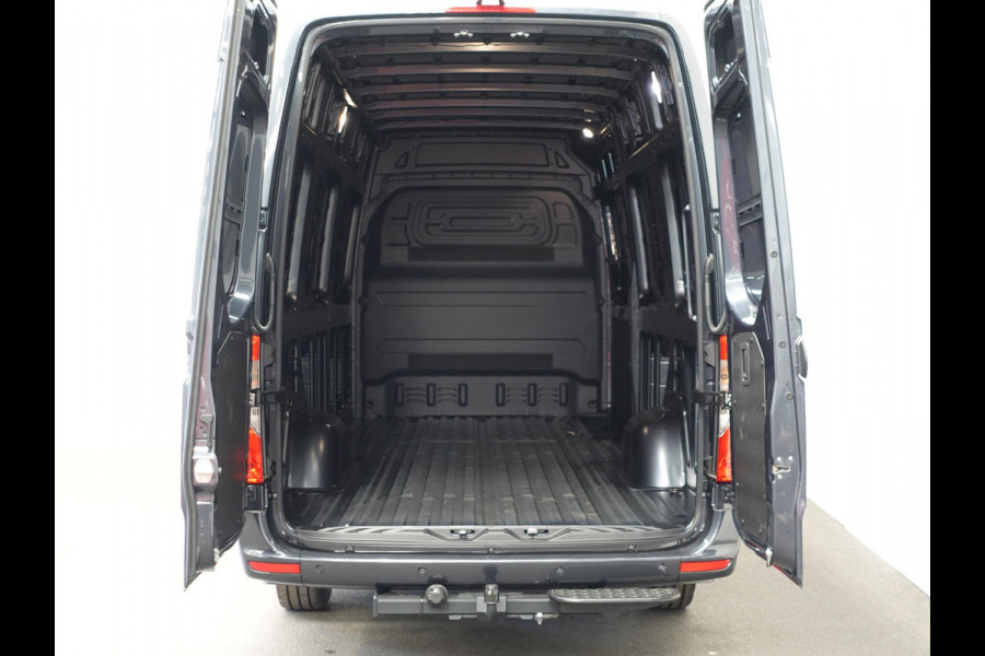 Mercedes-Benz Sprinter 315 L3 RWD Automaat Trekhaak Airco Adaptive Cruise Control Parkeersensoren Camera Leder