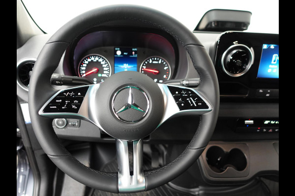 Mercedes-Benz Sprinter 315 L3 RWD Automaat Trekhaak Airco Adaptive Cruise Control Parkeersensoren Camera Leder