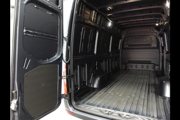 Mercedes-Benz Sprinter 315 L3 RWD Automaat Trekhaak Airco Adaptive Cruise Control Parkeersensoren Camera Leder