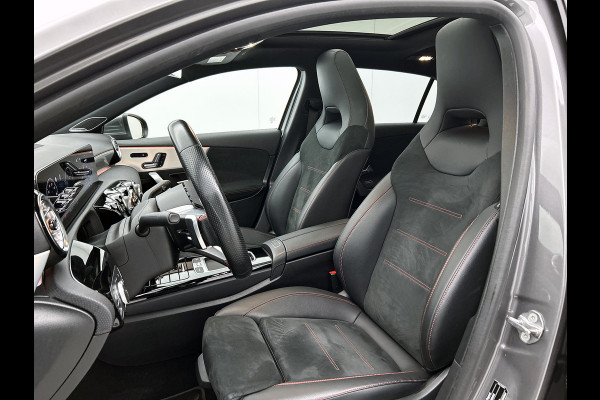 Mercedes-Benz A-Klasse 180 AMG Line | AMG-Line interieur | AMG-Line Exterieur | 360 Camera | Memory Seats | Panorama Schuifdak | Sfeerverlichting | Inclusief 24 maanden MB Certified garantie voor Europa.