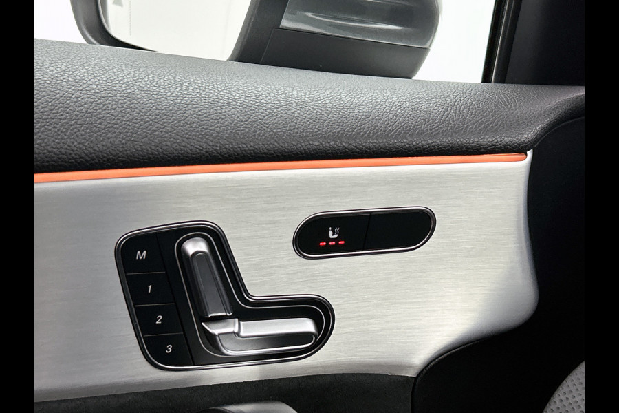 Mercedes-Benz A-Klasse 180 AMG Line | AMG-Line interieur | AMG-Line Exterieur | 360 Camera | Memory Seats | Panorama Schuifdak | Sfeerverlichting | Inclusief 24 maanden MB Certified garantie voor Europa.