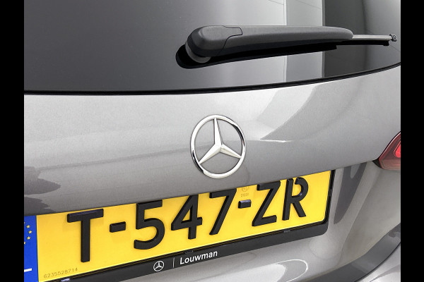 Mercedes-Benz A-Klasse 180 AMG Line | AMG-Line interieur | AMG-Line Exterieur | 360 Camera | Memory Seats | Panorama Schuifdak | Sfeerverlichting | Inclusief 24 maanden MB Certified garantie voor Europa.