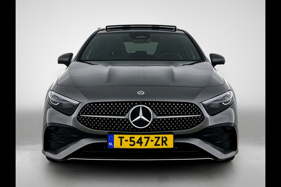 Mercedes-Benz A-Klasse 180 AMG Line | AMG-Line interieur | AMG-Line Exterieur | 360 Camera | Memory Seats | Panorama Schuifdak | Sfeerverlichting | Inclusief 24 maanden MB Certified garantie voor Europa.