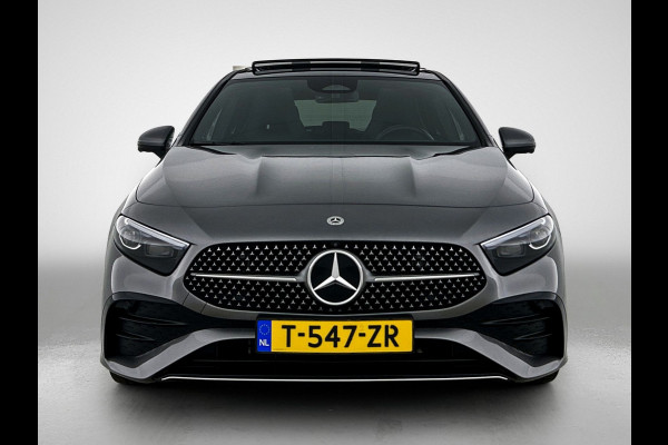 Mercedes-Benz A-Klasse 180 AMG Line | AMG-Line interieur | AMG-Line Exterieur | 360 Camera | Memory Seats | Panorama Schuifdak | Sfeerverlichting | Inclusief 24 maanden MB Certified garantie voor Europa.