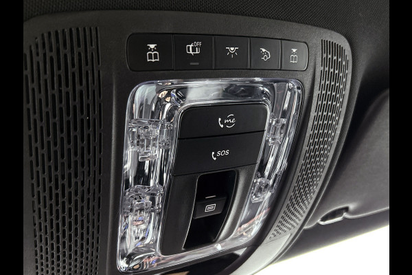 Mercedes-Benz A-Klasse 180 AMG Line | AMG-Line interieur | AMG-Line Exterieur | 360 Camera | Memory Seats | Panorama Schuifdak | Sfeerverlichting | Inclusief 24 maanden MB Certified garantie voor Europa.