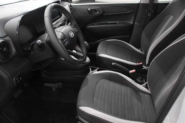Hyundai i10 1.0 Comfort Automaat 5-zits Navigatie Apple Carplay/Android Auto Cruise Control DAB Airco