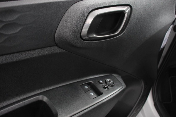 Hyundai i10 1.0 Comfort Automaat 5-zits Navigatie Apple Carplay/Android Auto Cruise Control DAB Airco