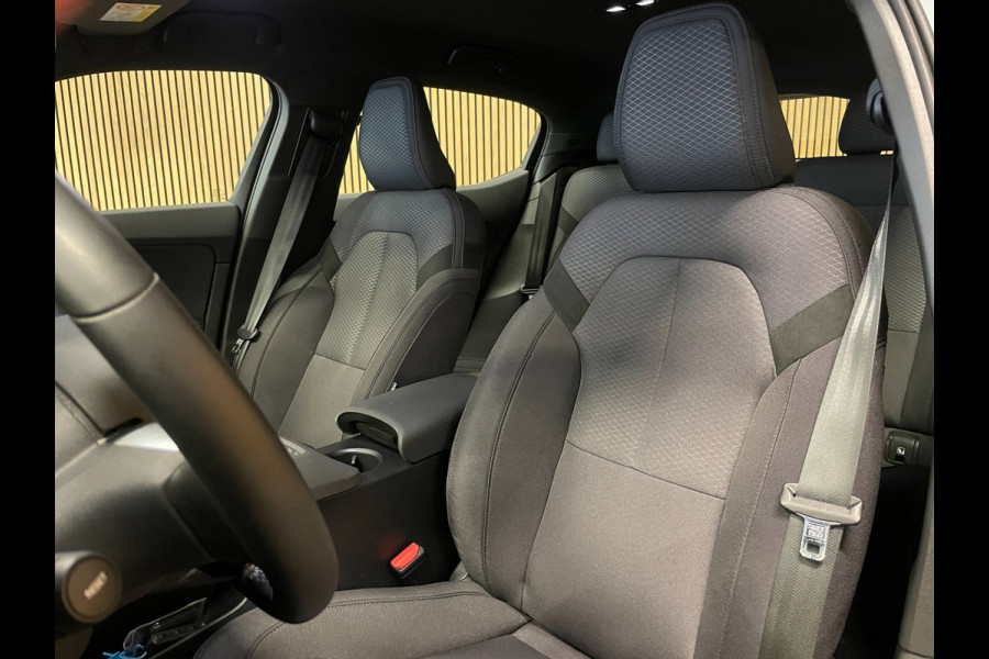 Polestar 2 Standard Range Single Motor 63kWh|93%SOH|ACC|ELEKTR.TREKHAAK|MEMORY|360+V+A-CAMERA|STOELVERWARMING|INCL.BTW|1e EIG.|NL|