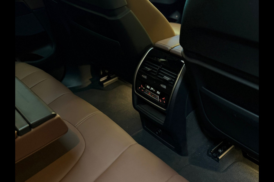 BMW X5 XDrive45e M-SPORT|PANO|HuD|H&K|360CAM|MASSAGE|TREKHAAK|PREMIUM SELECTION|SFEERVERLICHTING|VOL!