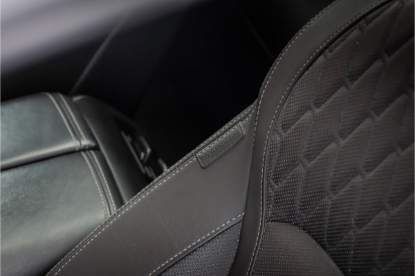 BMW X5 xDrive45e M-Sport | Panorama | Laser | H&K | Trekhaak | Carbon | ACC | Massage | Stoelventilatie | Nardo Grey | Dealer onderhouden