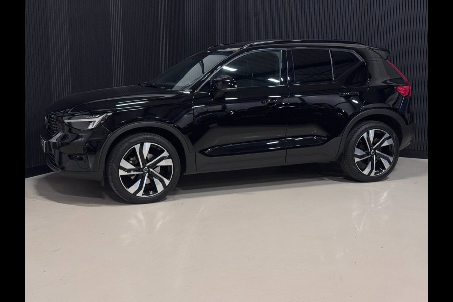 Volvo XC40 2.0 B4 Ultimate Dark | PANO | HARMAN KARDON | DEALER ONDERH.