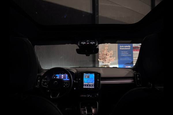Volvo XC40 2.0 B4 Ultimate Dark | PANO | HARMAN KARDON | DEALER ONDERH.