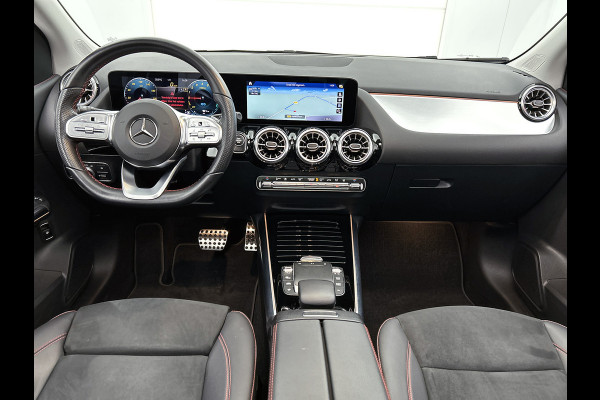 Mercedes-Benz B-Klasse 250 e Premium Plus | AMG-Line Interieur | AMG-Line Exterieur | Achteruitrijcamera | Panorama schuif/kanteldak | Memory Seats | Sfeerver 24 Maanden Mercedes-Benz Certified Garantie