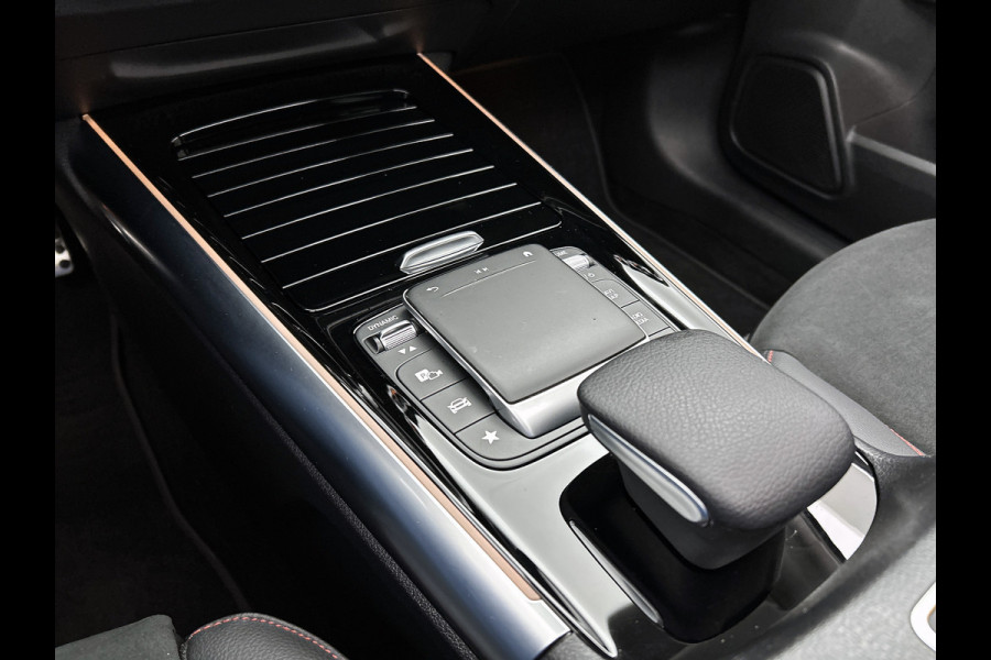 Mercedes-Benz B-Klasse 250 e Premium Plus | AMG-Line Interieur | AMG-Line Exterieur | Achteruitrijcamera | Panorama schuif/kanteldak | Memory Seats | Sfeerver 24 Maanden Mercedes-Benz Certified Garantie
