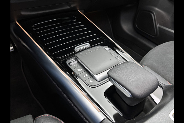 Mercedes-Benz B-Klasse 250 e Premium Plus | AMG-Line Interieur | AMG-Line Exterieur | Achteruitrijcamera | Panorama schuif/kanteldak | Memory Seats | Sfeerver 24 Maanden Mercedes-Benz Certified Garantie
