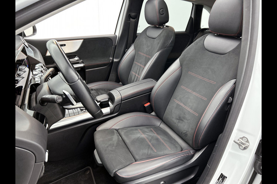 Mercedes-Benz B-Klasse 250 e Premium Plus | AMG-Line Interieur | AMG-Line Exterieur | Achteruitrijcamera | Panorama schuif/kanteldak | Memory Seats | Sfeerver 24 Maanden Mercedes-Benz Certified Garantie