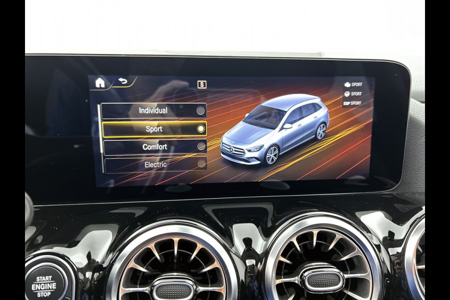 Mercedes-Benz B-Klasse 250 e Premium Plus | AMG-Line Interieur | AMG-Line Exterieur | Achteruitrijcamera | Panorama schuif/kanteldak | Memory Seats | Sfeerver 24 Maanden Mercedes-Benz Certified Garantie