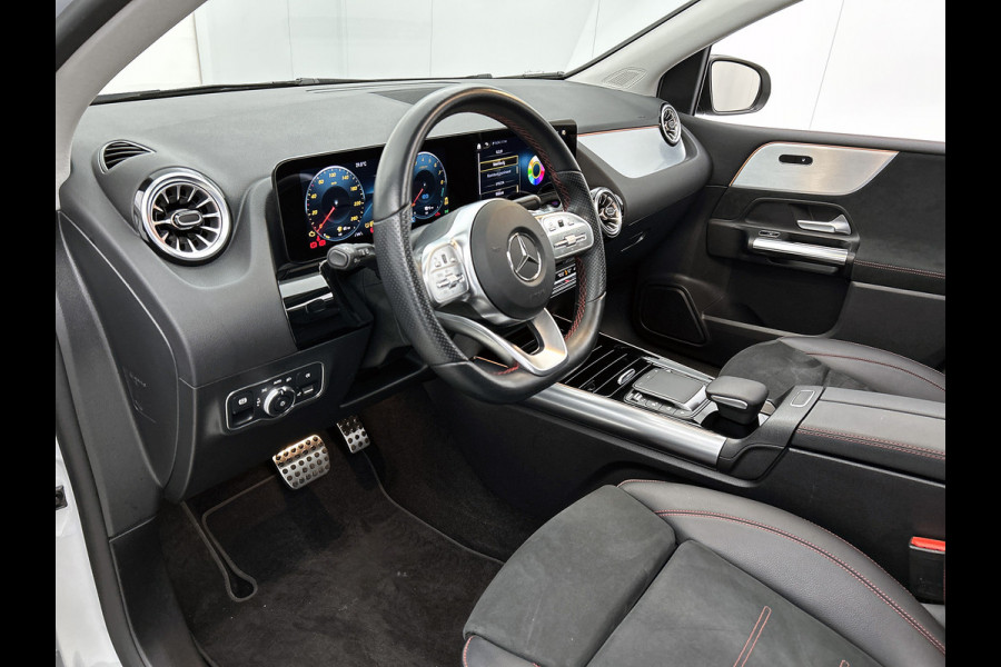 Mercedes-Benz B-Klasse 250 e Premium Plus | AMG-Line Interieur | AMG-Line Exterieur | Achteruitrijcamera | Panorama schuif/kanteldak | Memory Seats | Sfeerver 24 Maanden Mercedes-Benz Certified Garantie