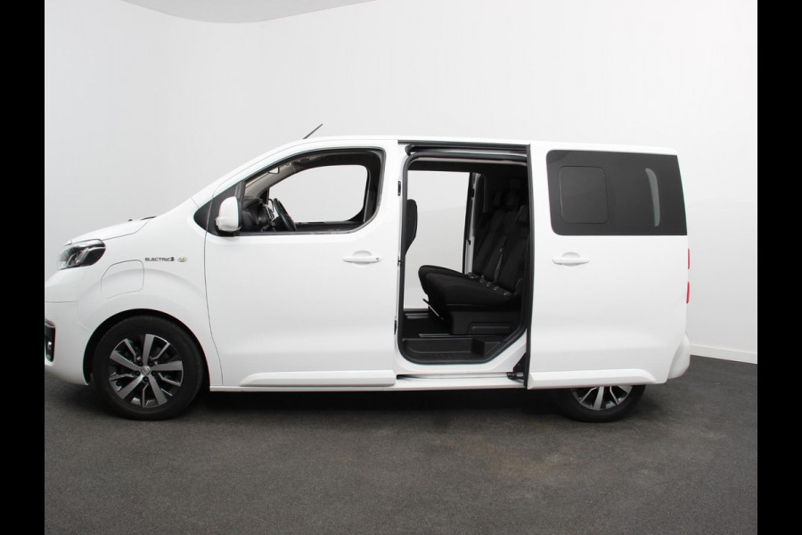 Toyota PROACE Electric Verso Luxury L2 8persoons PERSONENBUS 8p SOH 89% Navigatie Parkeersensoren Cruise Control Stoelverwarming Climate Control LM Velgen