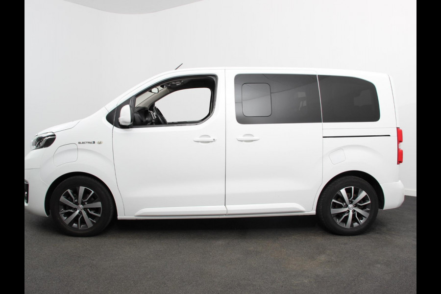 Toyota PROACE Electric Verso Luxury L2 8persoons PERSONENBUS 8p SOH 89% Navigatie Parkeersensoren Cruise Control Stoelverwarming Climate Control LM Velgen