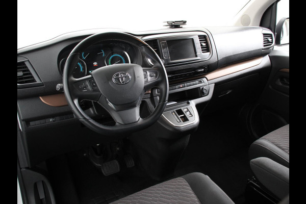 Toyota PROACE Electric Verso Luxury L2 8persoons PERSONENBUS 8p SOH 89% Navigatie Parkeersensoren Cruise Control Stoelverwarming Climate Control LM Velgen