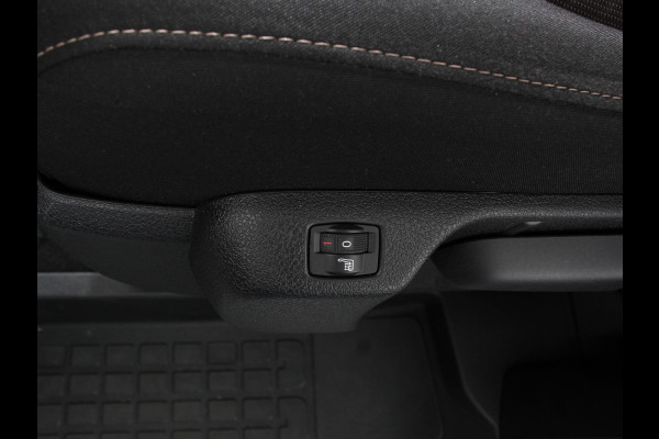 Toyota PROACE Electric Verso Luxury L2 8persoons PERSONENBUS 8p SOH 89% Navigatie Parkeersensoren Cruise Control Stoelverwarming Climate Control LM Velgen