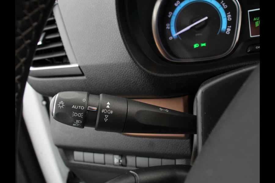 Toyota PROACE Electric Verso Luxury L2 8persoons PERSONENBUS 8p SOH 89% Navigatie Parkeersensoren Cruise Control Stoelverwarming Climate Control LM Velgen