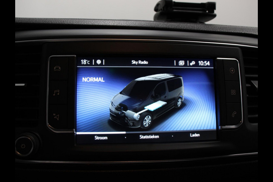 Toyota PROACE Electric Verso Luxury L2 8persoons PERSONENBUS 8p SOH 89% Navigatie Parkeersensoren Cruise Control Stoelverwarming Climate Control LM Velgen