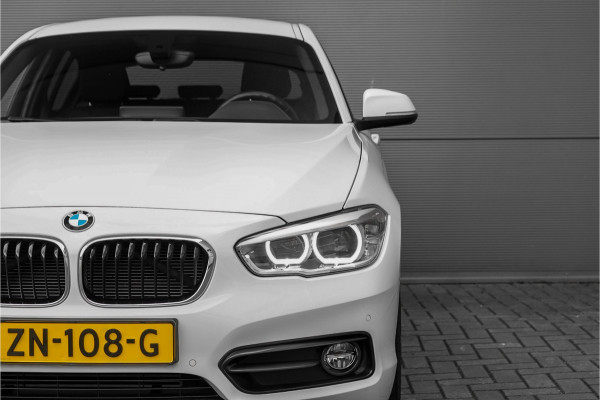 BMW 1-serie 118i Sport Line Edition M-Stuur Navi Pro Camera 34.000 KM