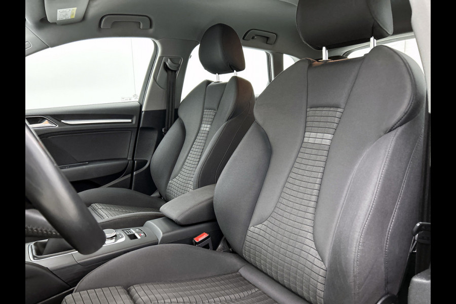 Audi A3 Sportback 1.0 TFSI Sport Lease Edition (NAVIGATIE, LED, SPORSTOELEN, PDC, STUURBEDIENING)