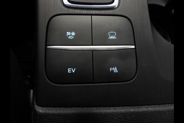 Ford Kuga 2.5 PHEV Plug-In ST-Line NAVI/CAMERA/HEAD-UP/LED/19"LMV!