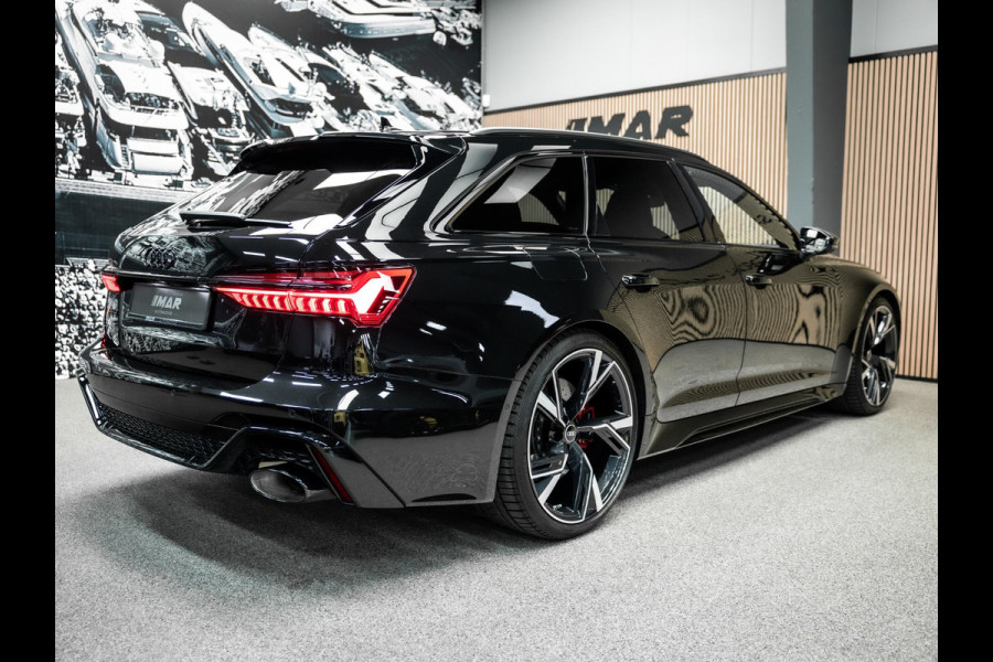 Audi RS6 Avant TFSI quattro | Keramisch | B/O | Pano | Rode Stiksels |
