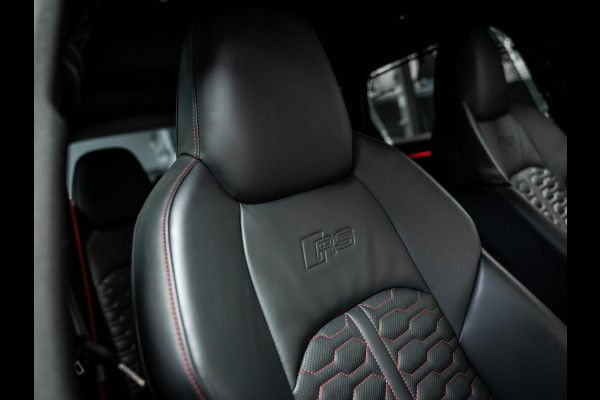 Audi RS6 Avant TFSI quattro | Keramisch | B/O | Pano | Rode Stiksels |