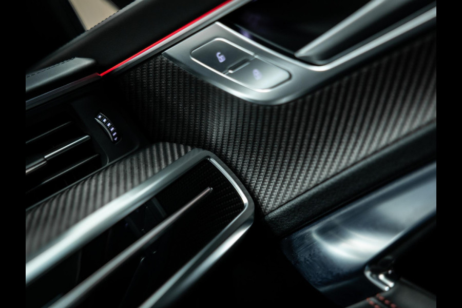 Audi RS6 Avant TFSI quattro | Keramisch | B/O | Pano | Rode Stiksels |